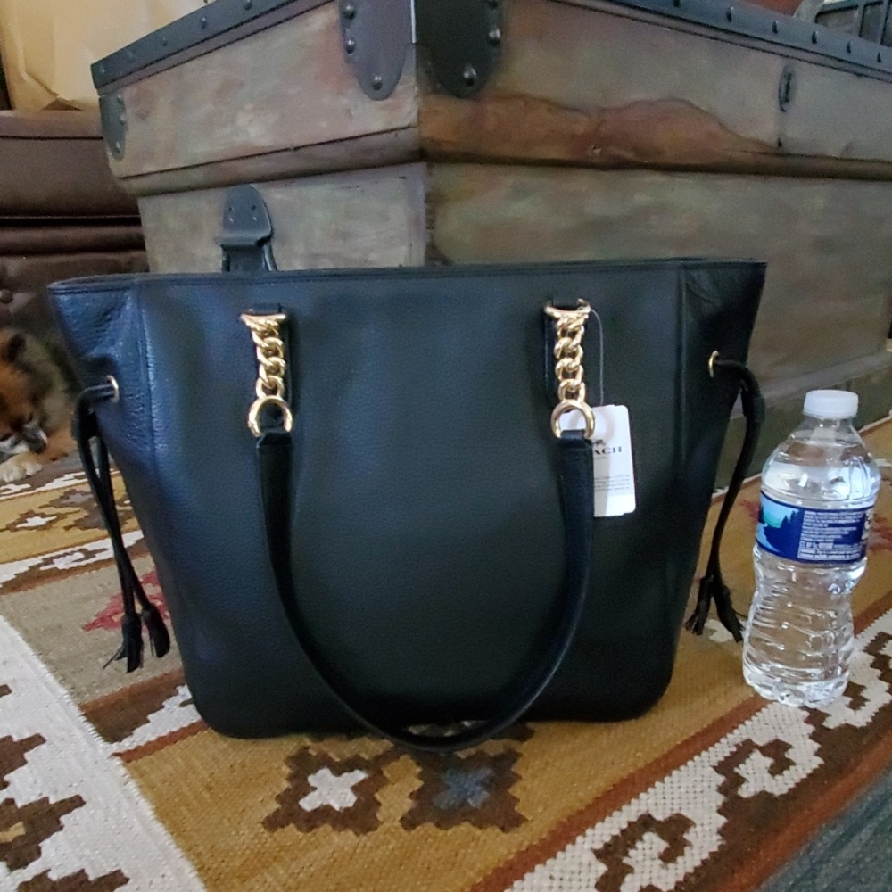 COACH ELLE Chain Tote Bag Black Pebble Leather - Picture 2 of 8